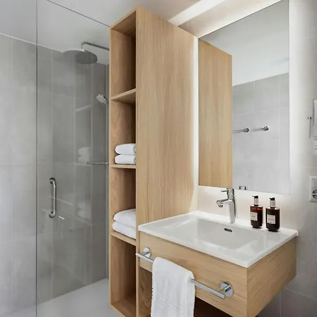 Hotel By Marriott Nations