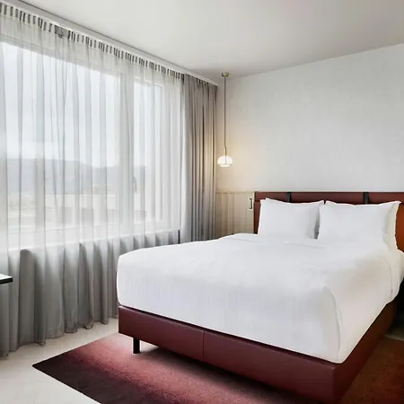 By Marriott Nations 4* 제네바